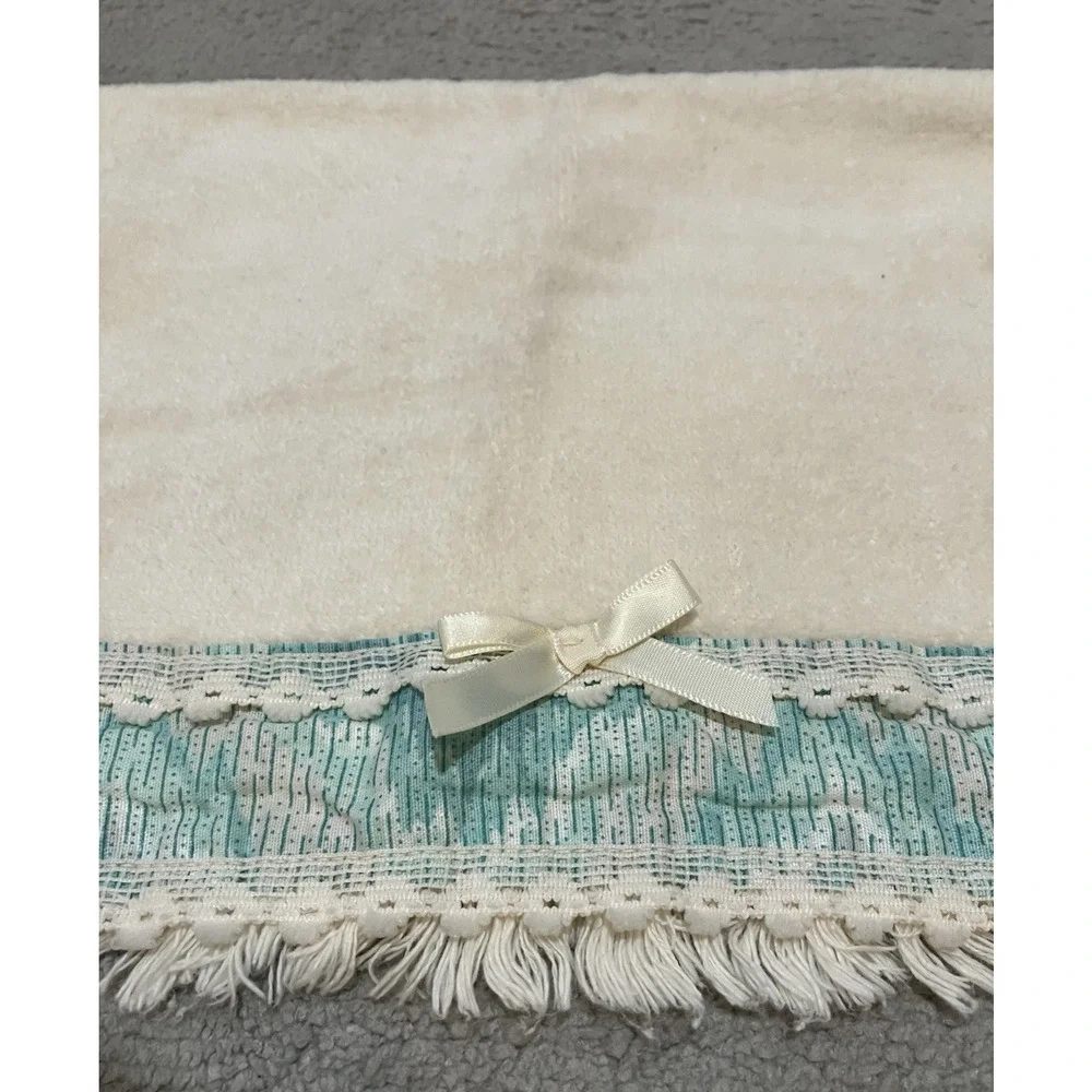 Cannon Bath Hand Towel Cream Fringe Lace Trim Aqua Ribbon Accent Cotton Vintage